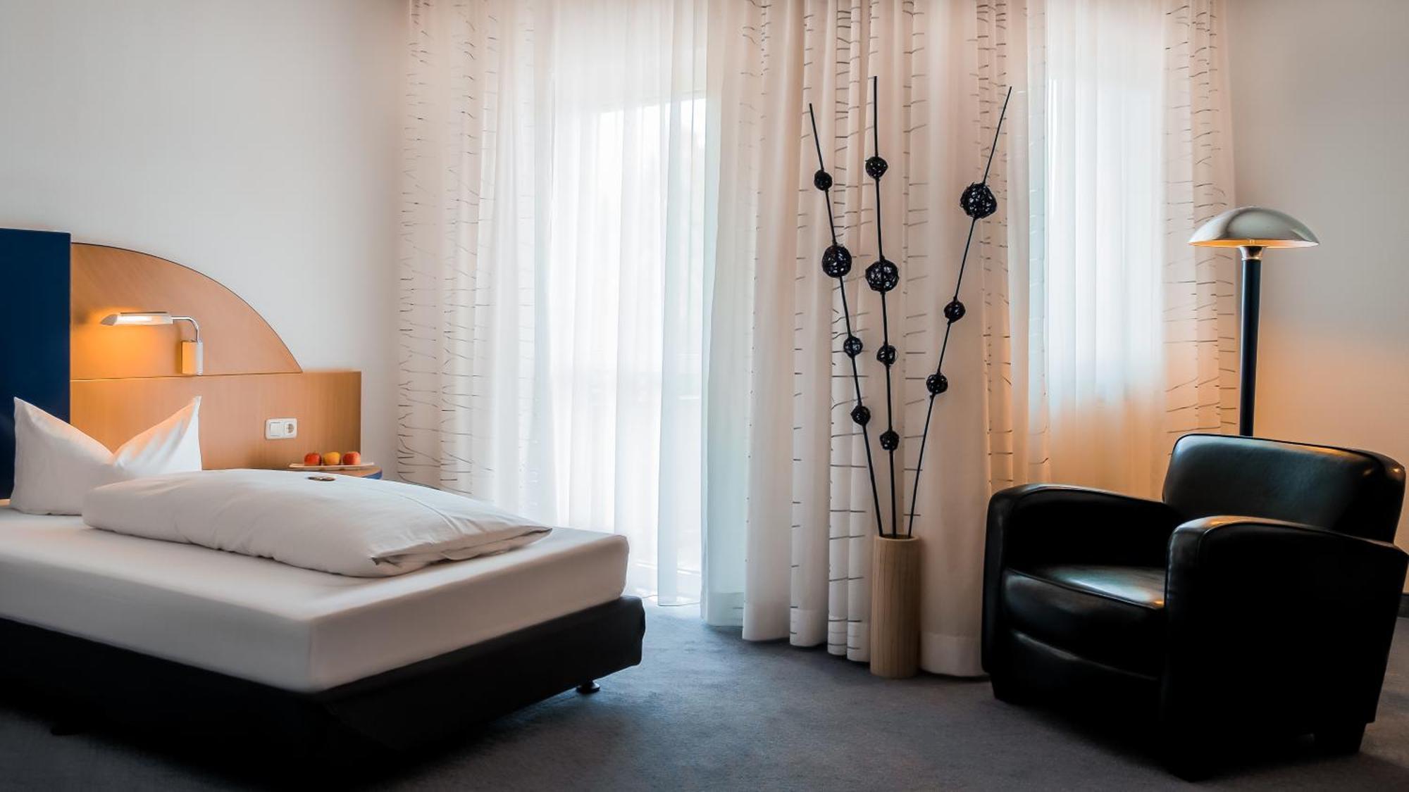 Albertinum Hotel Erlangen Zewnętrze zdjęcie